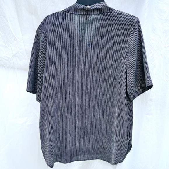 Black and White Fine Striped Button Down Top, Mother of Pearl Shell Buttons - Picture 3 of 4